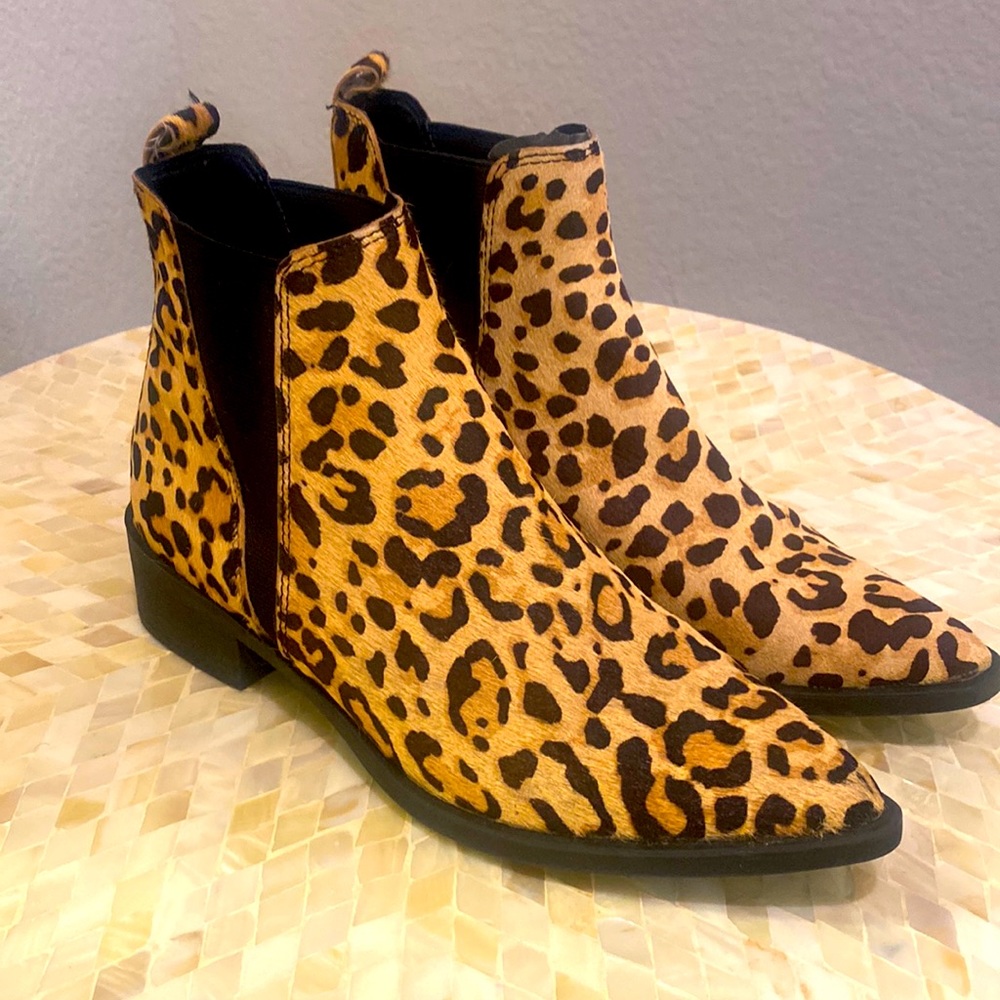 ▶️Steve Madden◀️ Leopard print Chelsea boots 6m